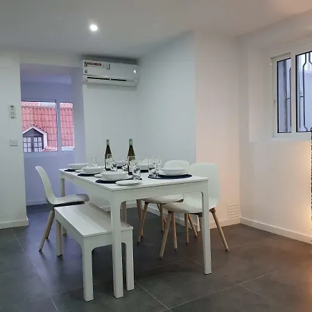 5 Rua Antao Girao Apartment Setubal